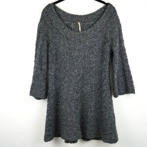 Free People Gray Knit Chunky Sweater Dress Size M‎ Boho Wool Cable Knit